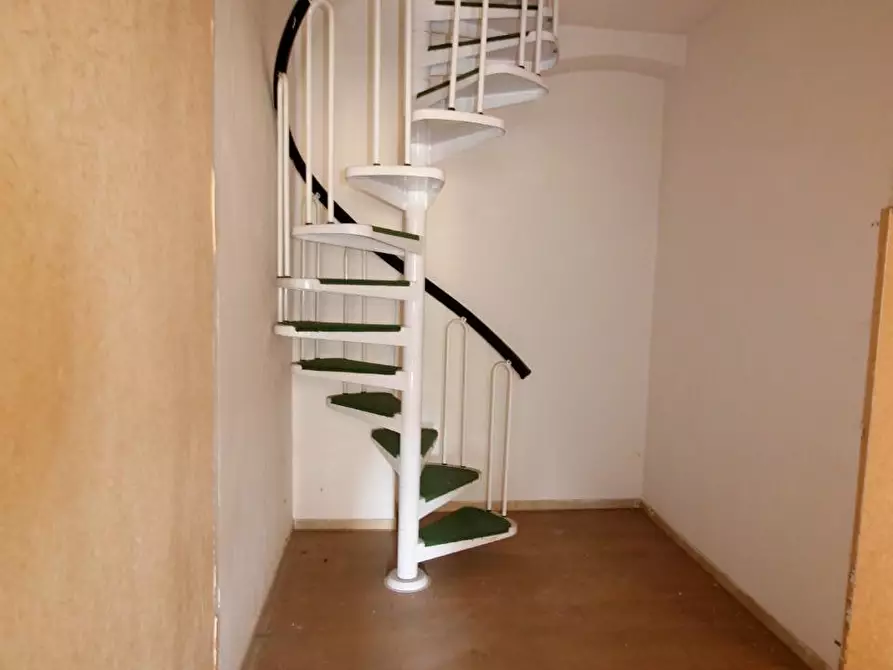 Immagine 17 di Appartamento in vendita  a Colle Di Val D'elsa