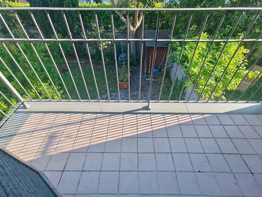 Immagine 32 di Terratetto in vendita  a Pisa