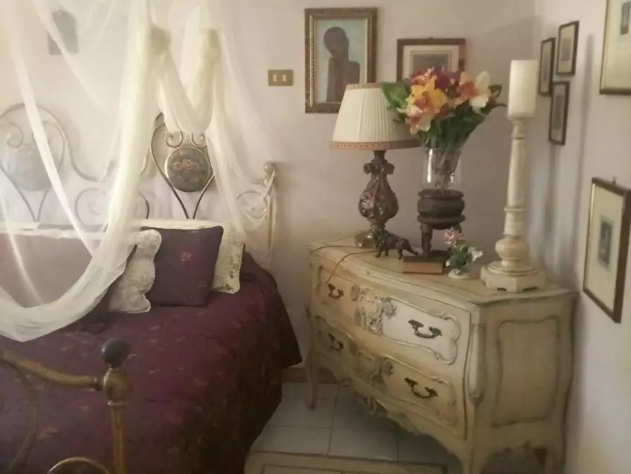 Immagine 13 di Villetta a schiera in vendita  a Carrara