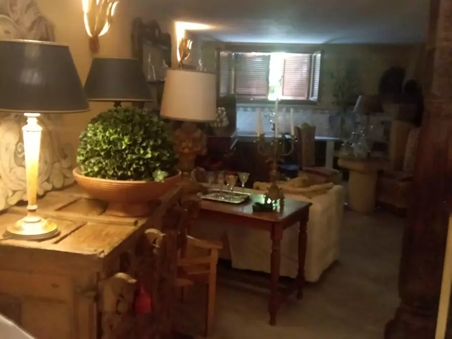 Immagine 24 di Villetta a schiera in vendita  a Carrara