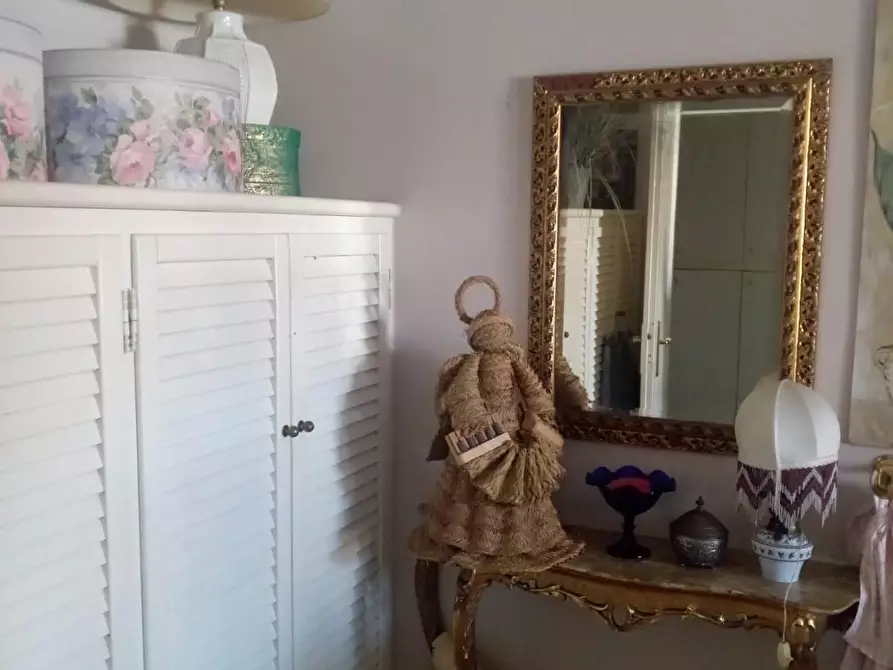 Immagine 16 di Villetta a schiera in vendita  a Carrara