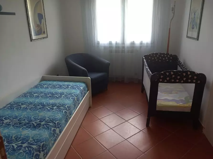 Immagine 28 di Villa in vendita  a Massa