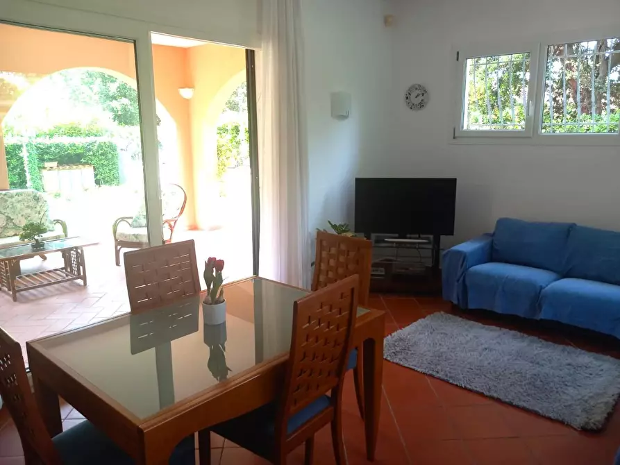 Immagine 8 di Villa in vendita  a Massa