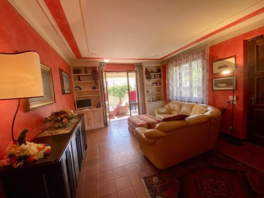 Immagine 7 di Casa quadrifamiliare in vendita  a Pietrasanta