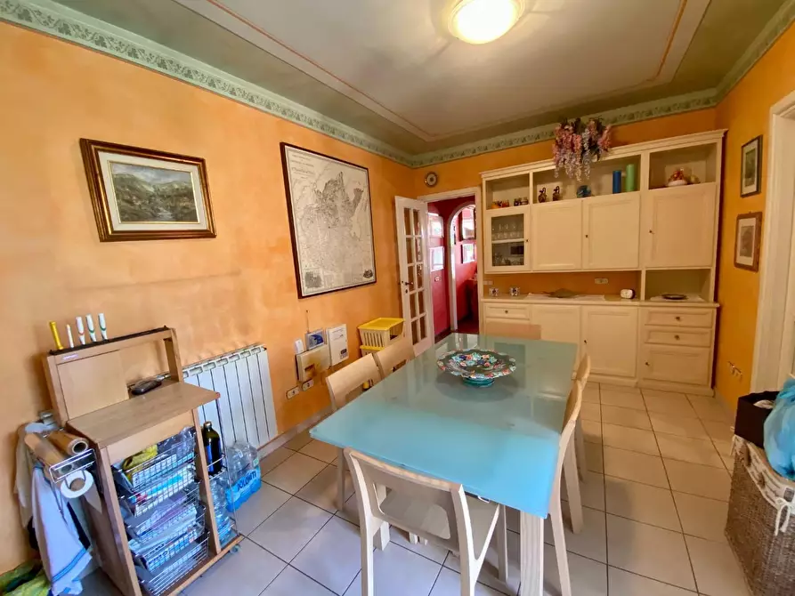 Immagine 10 di Casa quadrifamiliare in vendita  a Pietrasanta