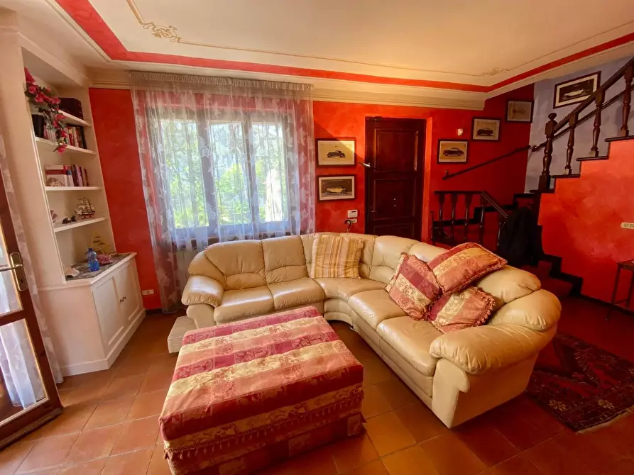 Immagine 5 di Casa quadrifamiliare in vendita  a Pietrasanta