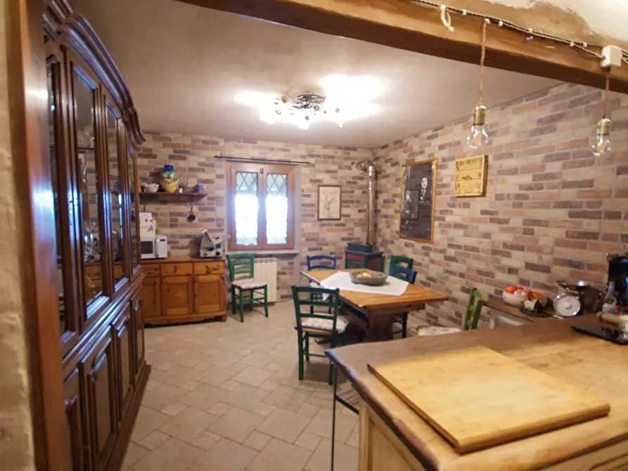 Immagine 8 di Casa bifamiliare in vendita  a Massa