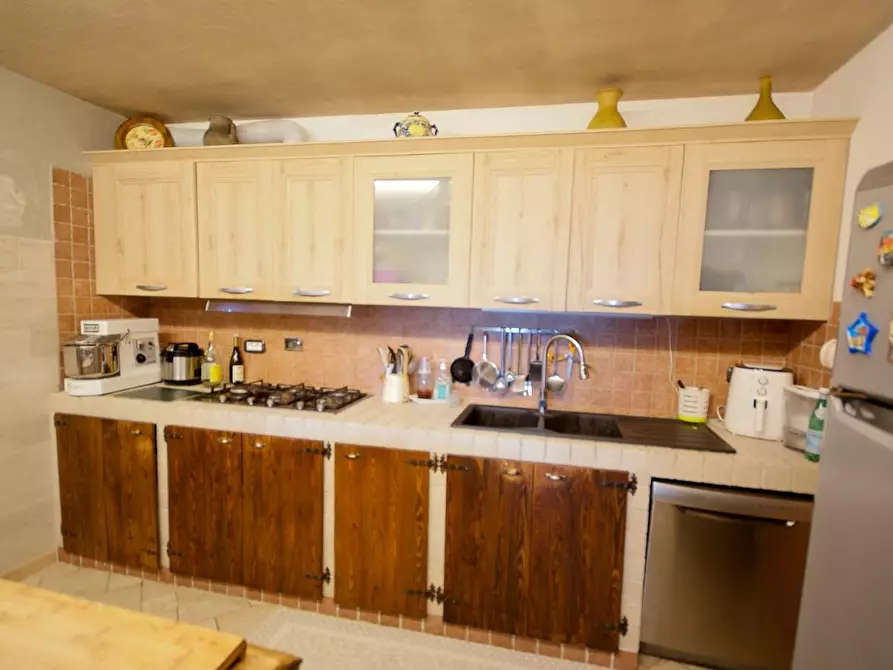 Immagine 10 di Casa bifamiliare in vendita  a Massa