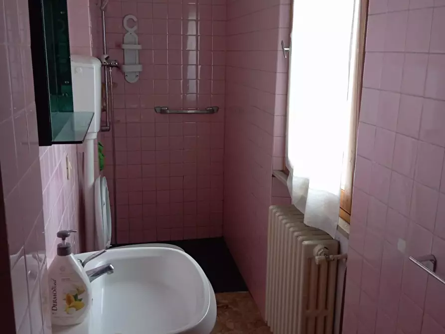 Immagine 18 di Appartamento in vendita  a Poggibonsi