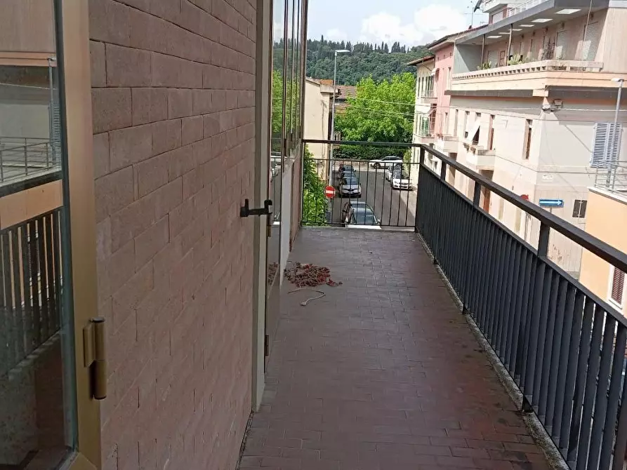 Immagine 4 di Appartamento in vendita  a Poggibonsi