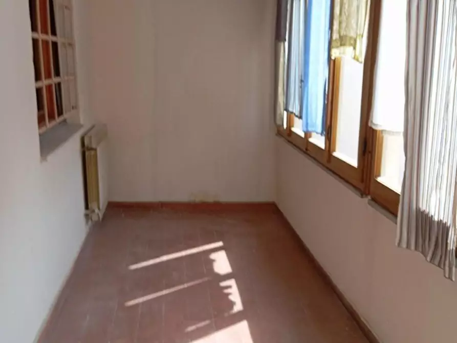 Immagine 17 di Appartamento in vendita  a Poggibonsi