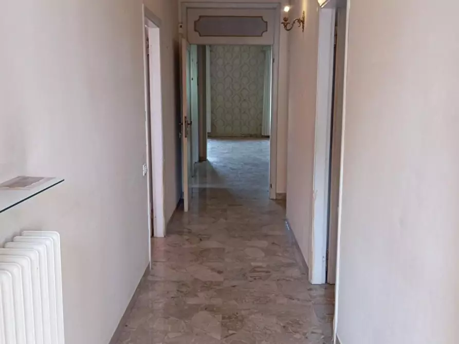 Immagine 13 di Appartamento in vendita  a Poggibonsi