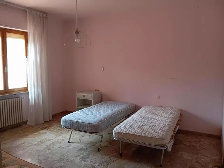 Immagine 12 di Appartamento in vendita  a Poggibonsi