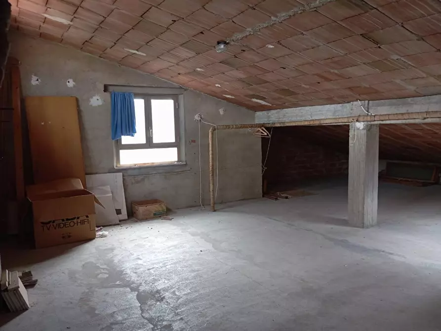 Immagine 18 di Appartamento in vendita  a Poggibonsi