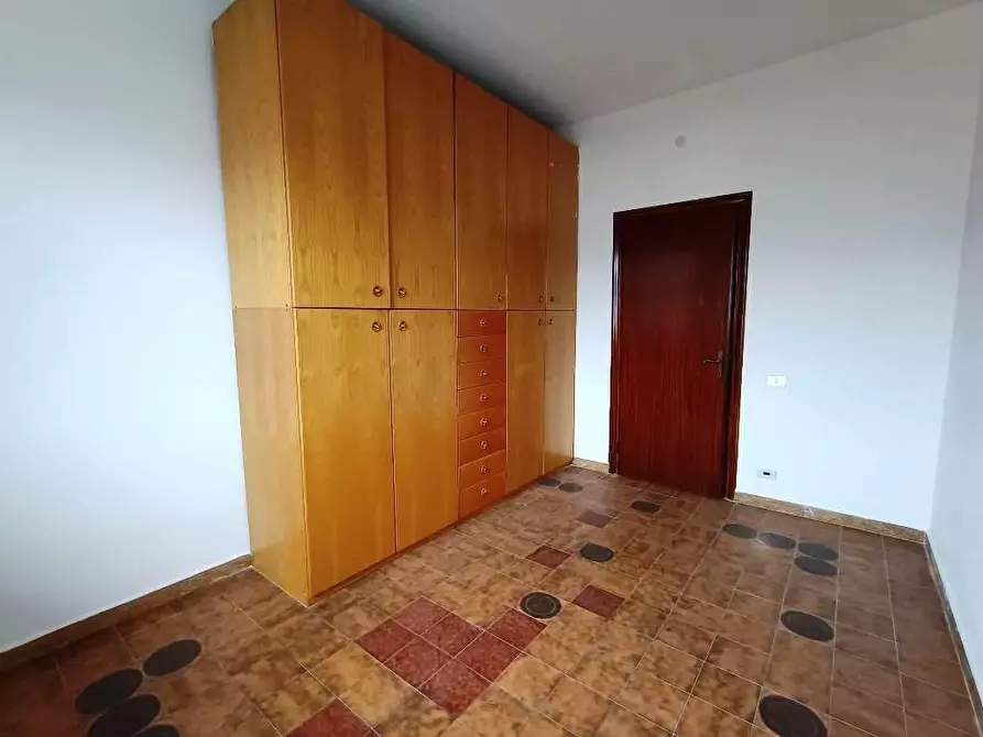 Immagine 18 di Appartamento in vendita  a Carrara