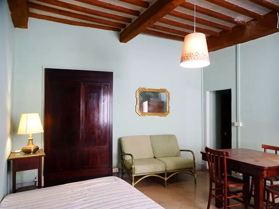 Immagine 49 di Palazzo in vendita  a San Miniato