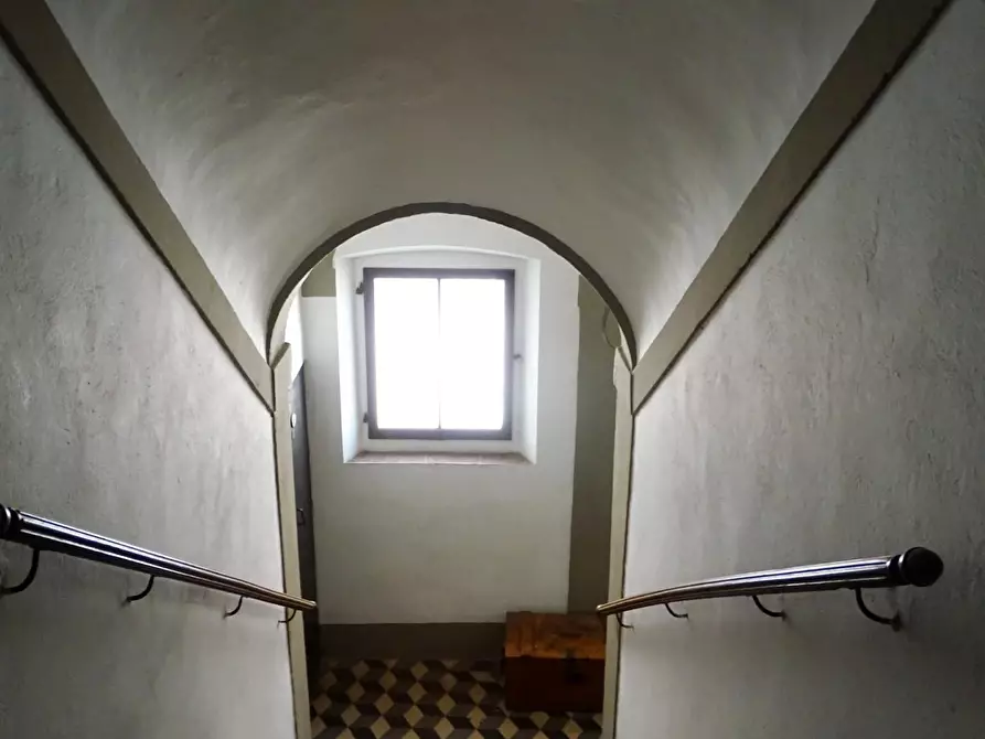 Immagine 37 di Palazzo in vendita  a San Miniato