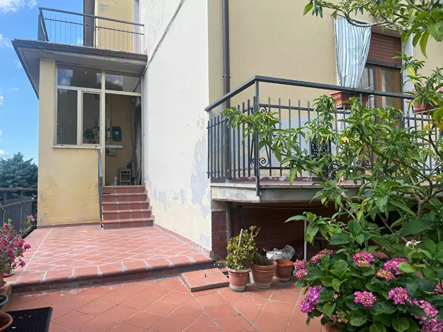 Immagine 27 di Appartamento in vendita  a Montespertoli