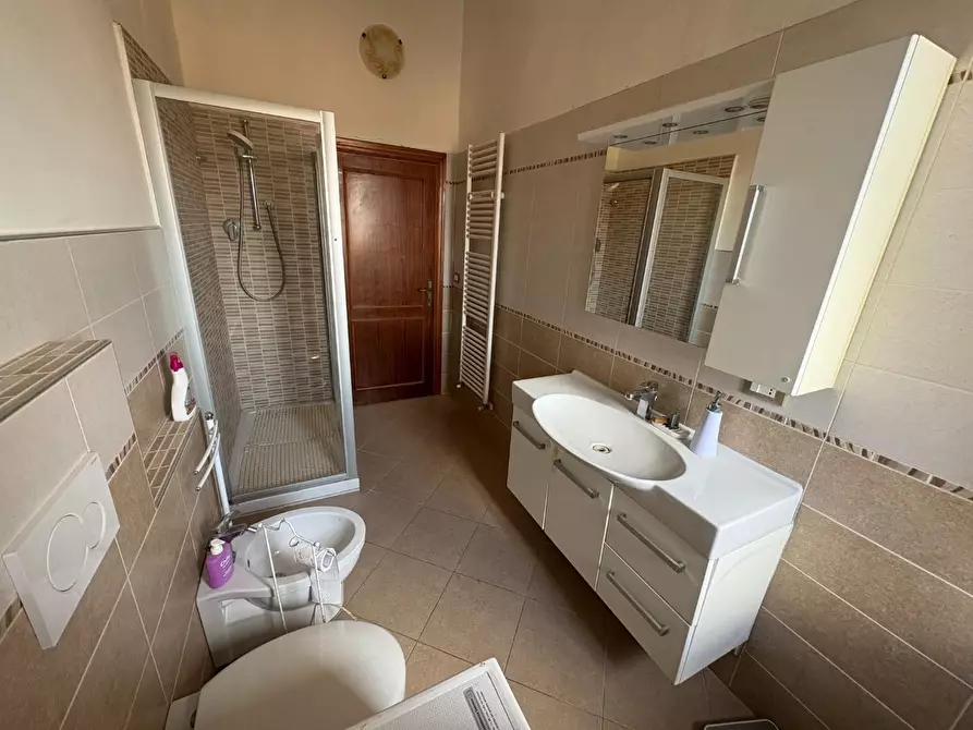 Immagine 14 di Appartamento in vendita  a Monteriggioni