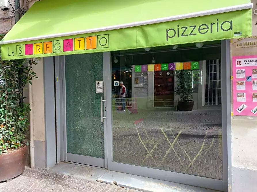 Immagine 12 di Attività commerciale in vendita  a Pontedera