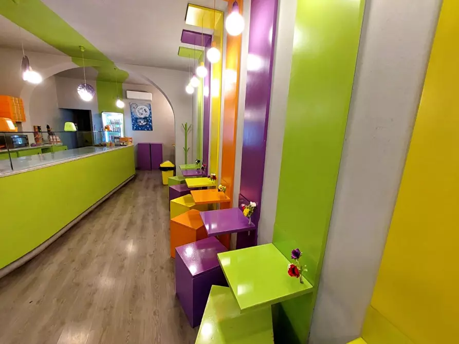 Immagine 5 di Attività commerciale in vendita  a Pontedera