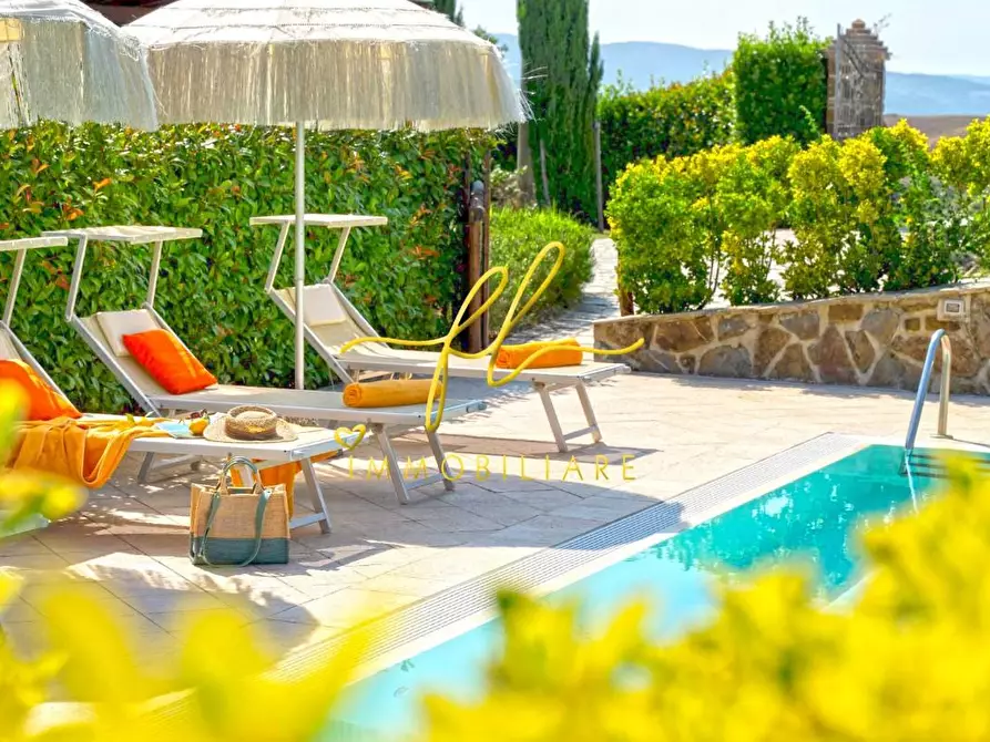 Immagine 28 di Villa in vendita  a Volterra
