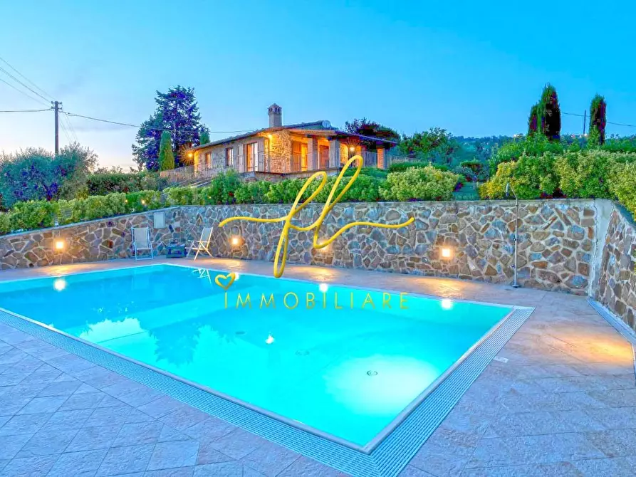 Immagine 27 di Villa in vendita  a Volterra