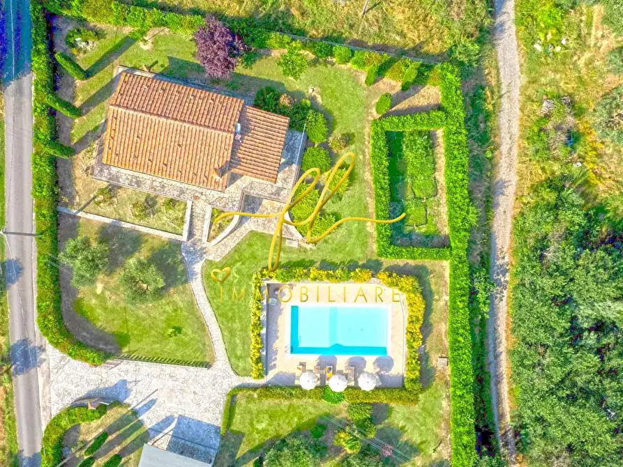 Immagine 22 di Villa in vendita  a Volterra