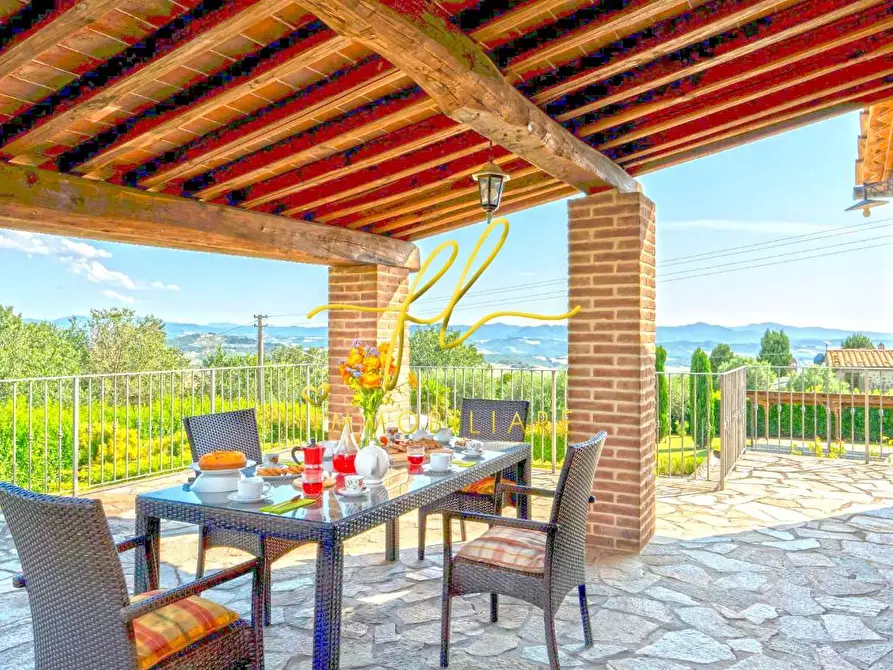 Immagine 21 di Villa in vendita  a Volterra