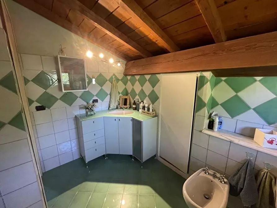 Immagine 30 di Villa in vendita  a Lucca