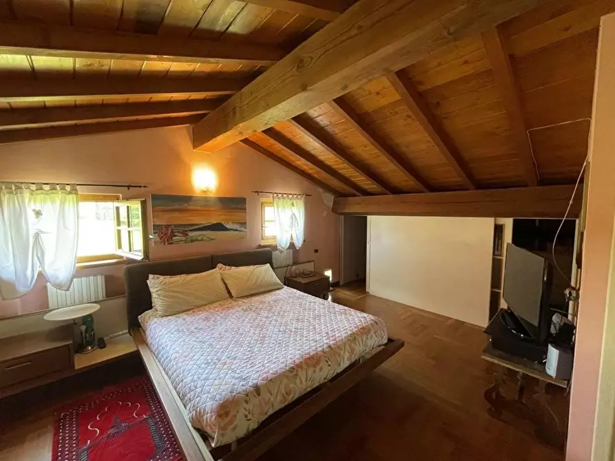 Immagine 24 di Villa in vendita  a Lucca