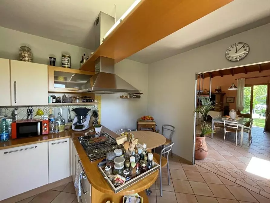 Immagine 13 di Villa in vendita  a Lucca