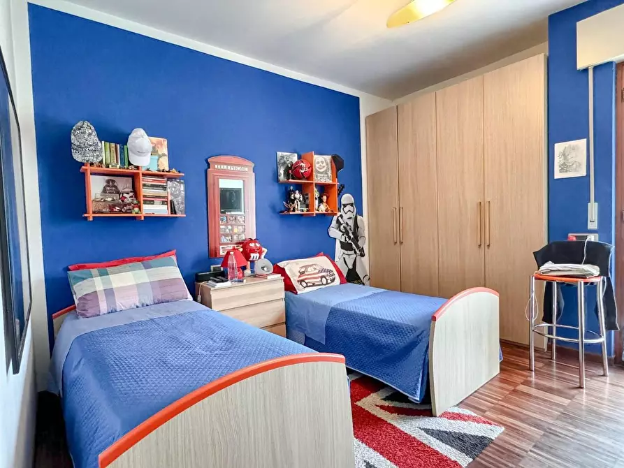 Immagine 17 di Appartamento in vendita  a Lucca