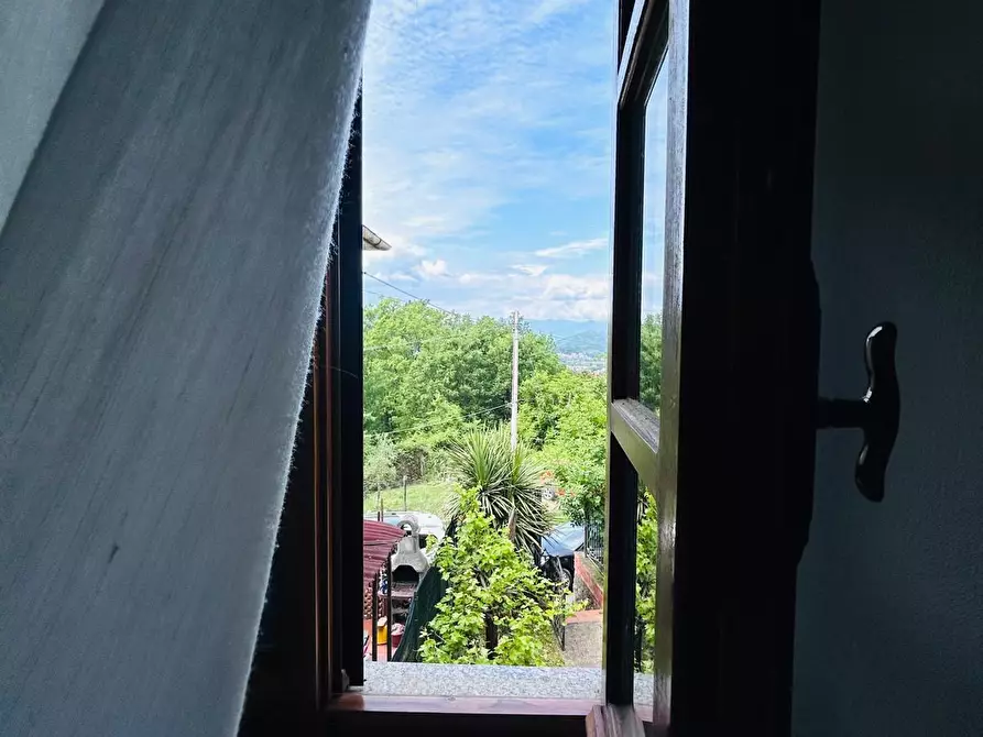 Immagine 33 di Casa semindipendente in vendita  a Aulla