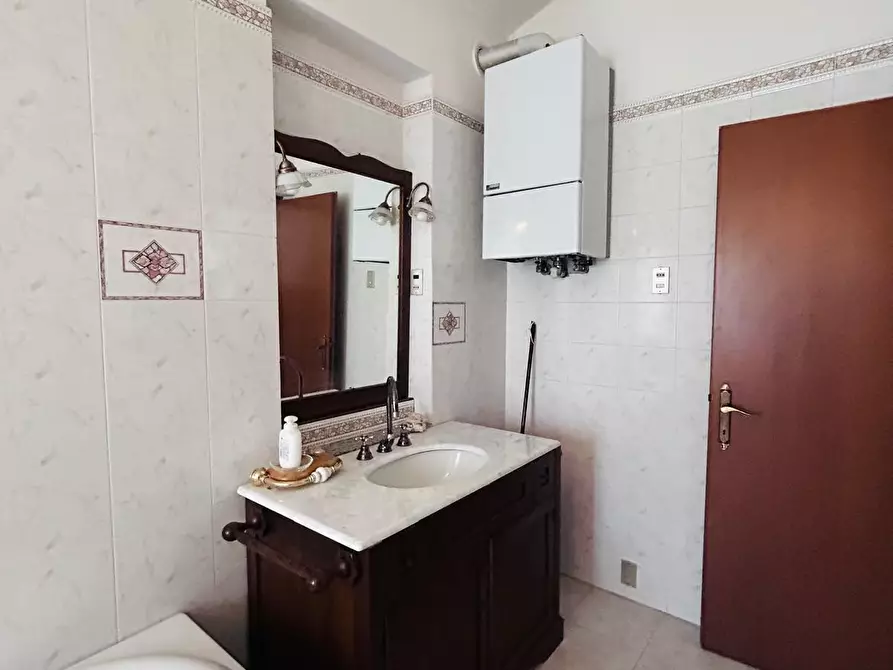 Immagine 27 di Casa semindipendente in vendita  a Aulla