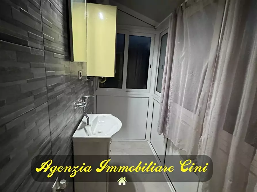 Immagine 17 di Appartamento in vendita  a Livorno