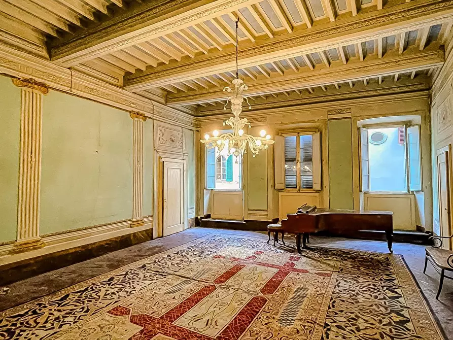 Immagine 1 di Palazzo in vendita  a San Miniato