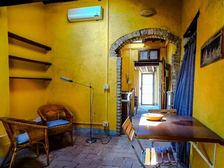 Immagine 10 di Palazzo in vendita  a San Miniato