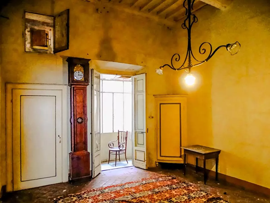 Immagine 26 di Palazzo in vendita  a San Miniato