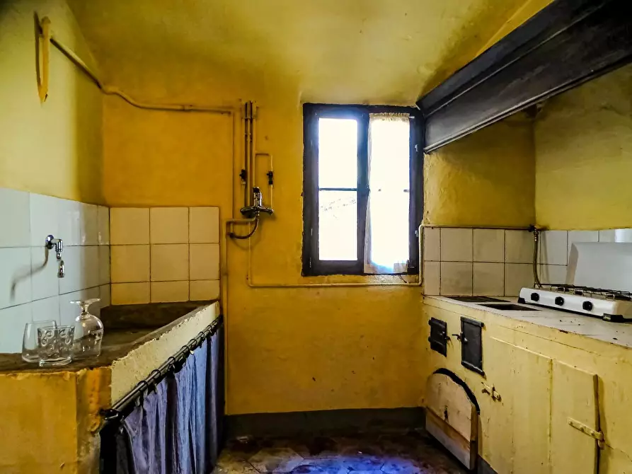 Immagine 21 di Palazzo in vendita  a San Miniato