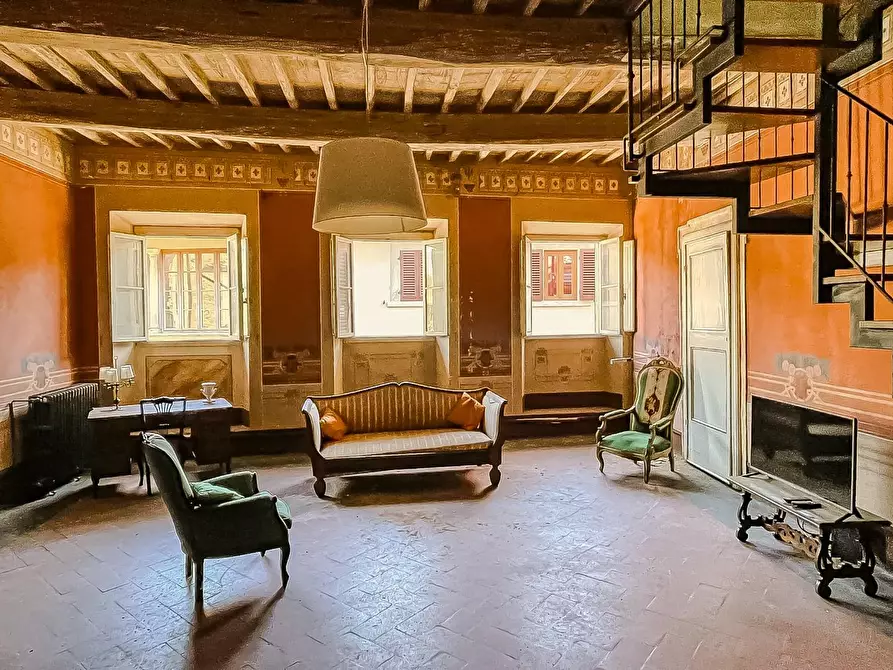 Immagine 2 di Palazzo in vendita  a San Miniato