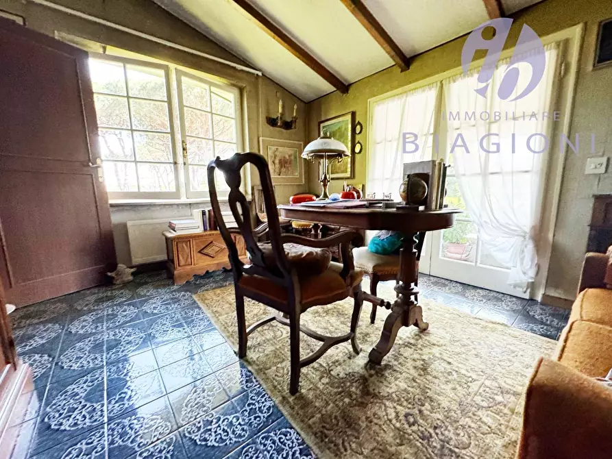 Immagine 22 di Villa in vendita  a Pietrasanta