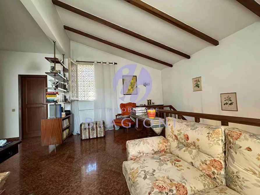 Immagine 25 di Villa in vendita  a Pietrasanta