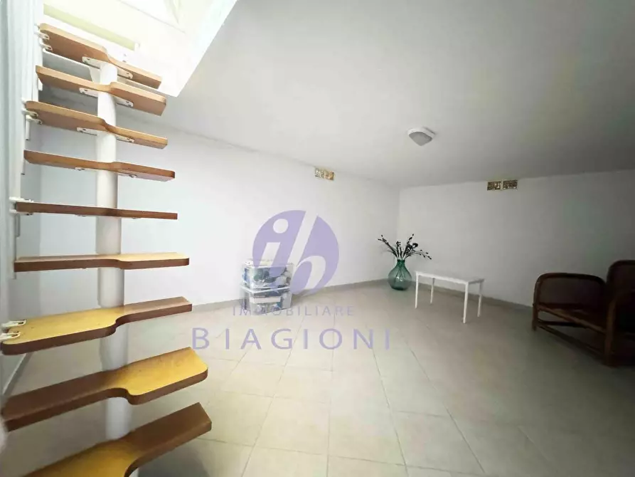 Immagine 39 di Villa in vendita  a Pietrasanta