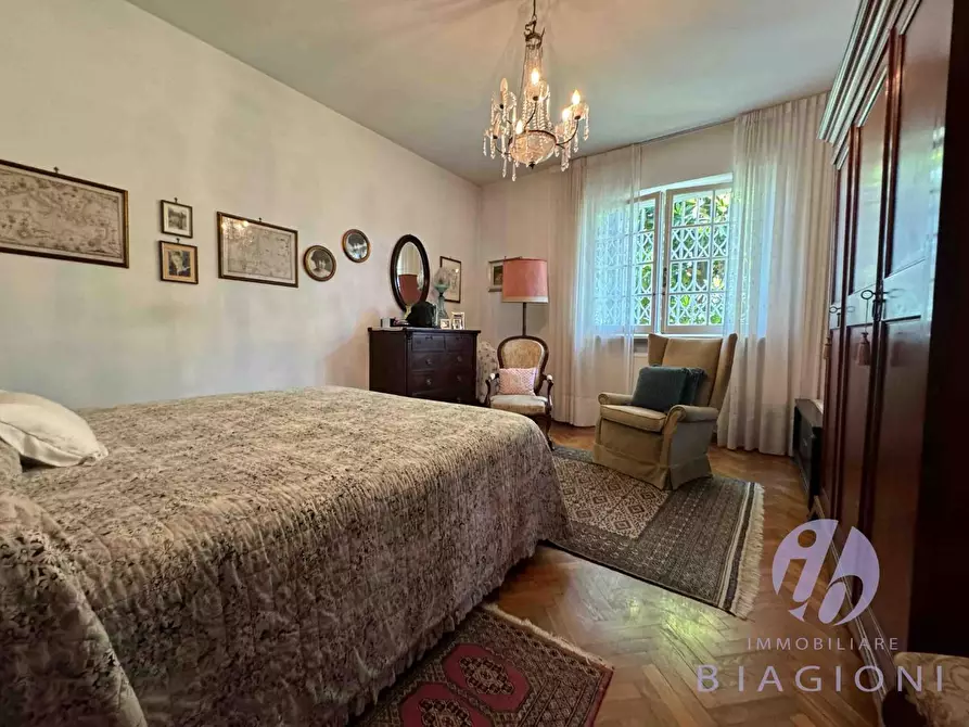 Immagine 16 di Villa in vendita  a Pietrasanta