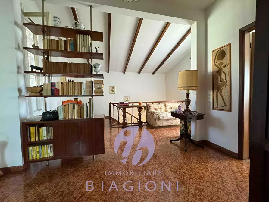 Immagine 23 di Villa in vendita  a Pietrasanta