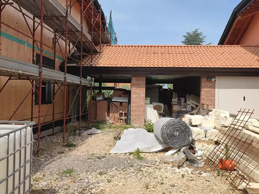 Immagine 2 di Appartamento in vendita  a Colle Di Val D'elsa