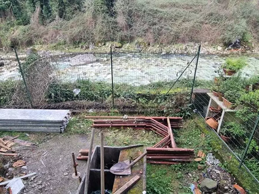 Immagine 24 di Terratetto in vendita  a Massa