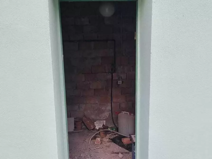 Immagine 30 di Terratetto in vendita  a Massa