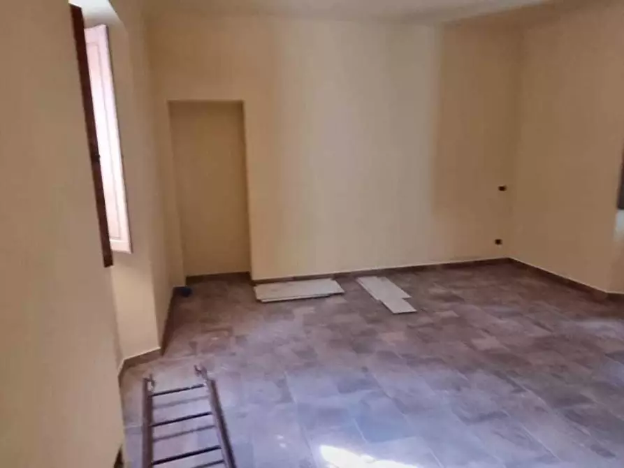 Immagine 22 di Terratetto in vendita  a Massa